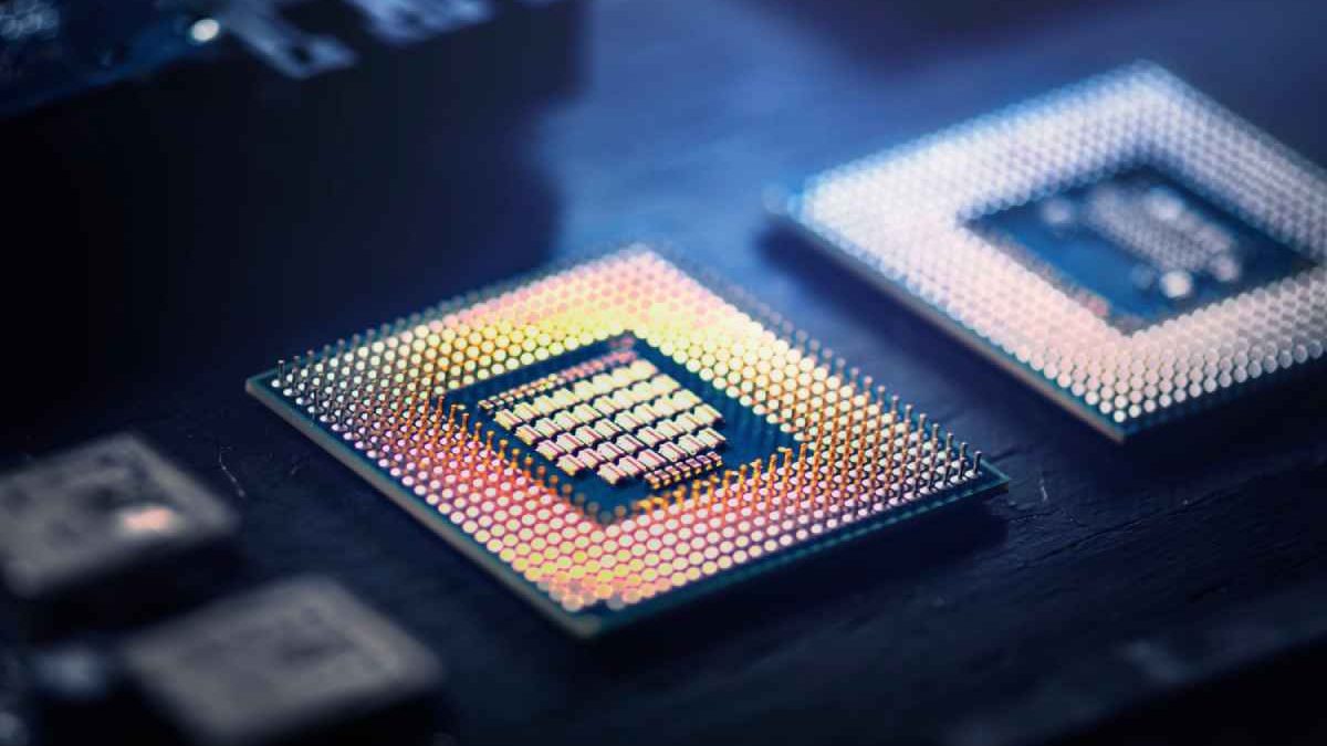 What is a Central Processing Unit (CPU)? Definition, Function and More